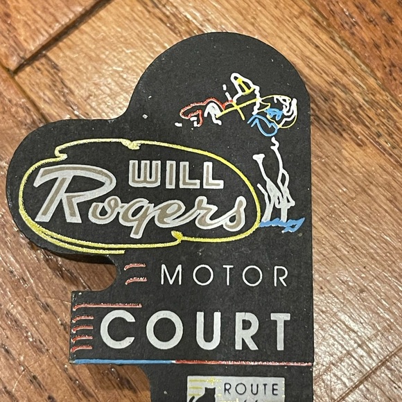 Will Rogers Motor Court Route 66 Sign Decor - The Cat’s Meow 1998 - Picture 2 of 4